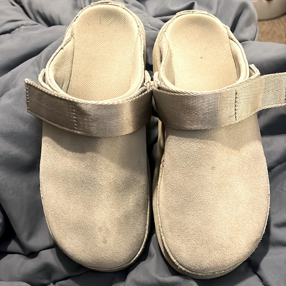 UGG women’s gray clogs